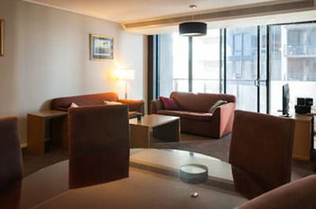 Inner Melbourne Serviced Apartments - Accommodation Mermaid Beach 5