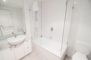 Inner Melbourne Serviced Apartments - Accommodation Mermaid Beach 9