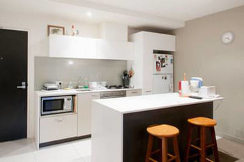 Inner Melbourne Serviced Apartments - Accommodation Mermaid Beach 20