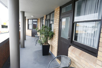 The Lakes Hotel - Accommodation Mermaid Beach 15