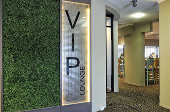 The Lakes Hotel - Accommodation Mermaid Beach 50