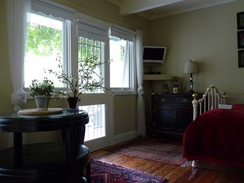 Brentwood Accommodation - Accommodation Mermaid Beach 4