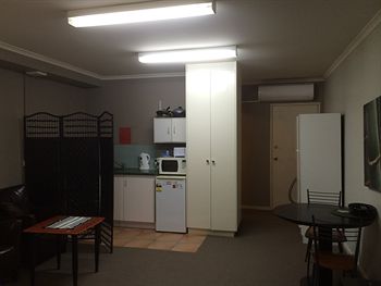 Box Hill Studios At Canterbury Gardens - Accommodation Mermaid Beach 20