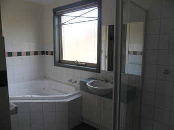 Australian Home Away @ Box Hill 32 - Accommodation Mermaid Beach 0