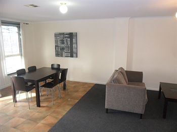 Australian Home Away @ Box Hill 32 - Accommodation Mermaid Beach 10