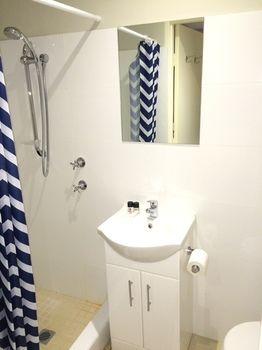 Sydney Student Living - Hostel - Accommodation Mermaid Beach 24