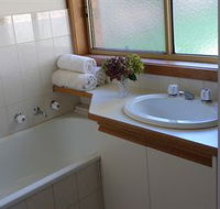 Australian Home Away  Doncaster Andersons Creek 2 - Accommodation Mermaid Beach