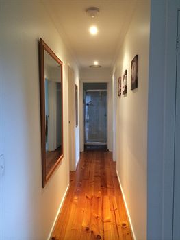 Australian Home Away Doncaster Elgar 2 - Accommodation Mermaid Beach 3