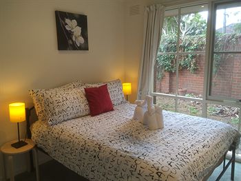 Australian Home Away Doncaster Elgar 2 - Accommodation Mermaid Beach 8