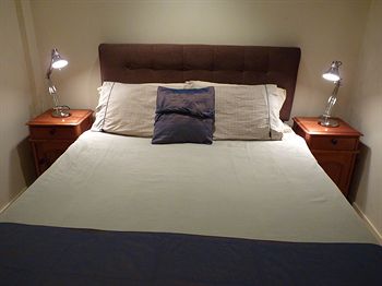 Australian Home Away @ Market Square Melbourne - Accommodation Mermaid Beach 11