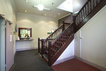 The George Street Hotel - Hostel - Accommodation Mermaid Beach 18