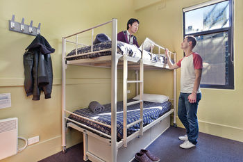 Melbourne Central YHA - Hostel - Accommodation Mermaid Beach 9
