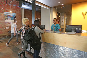 Melbourne Central YHA - Hostel - Accommodation Mermaid Beach 16