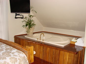 Clarence River Bed & Breakfast - Accommodation Mermaid Beach 18