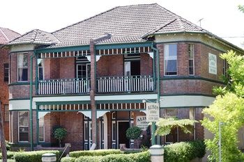 Alison Lodge - Accommodation Mermaid Beach 2