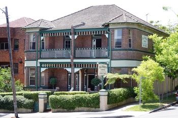 Alison Lodge - Accommodation Mermaid Beach 6