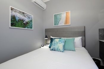 Alison Lodge - Accommodation Mermaid Beach 11
