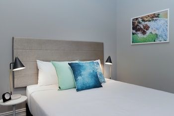 Alison Lodge - Accommodation Mermaid Beach 15
