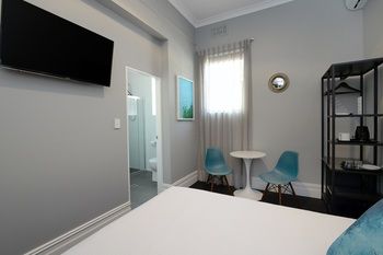 Alison Lodge - Accommodation Mermaid Beach 20