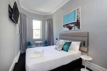 Alison Lodge - Accommodation Mermaid Beach 24