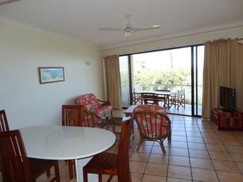 Costa Bella Apartments - Accommodation Mermaid Beach 5