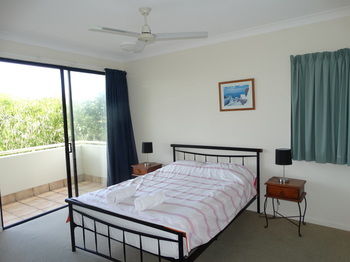 Costa Bella Apartments - Accommodation Mermaid Beach 23