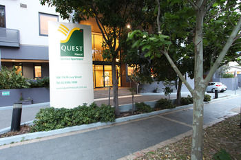 Quest Mascot Serviced Apartments - Accommodation Mermaid Beach 10