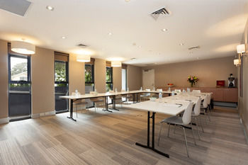 Quest Mascot Serviced Apartments - Accommodation Mermaid Beach 14