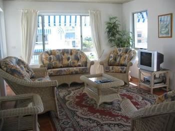 Estoril On Moffat - Accommodation Mermaid Beach 4