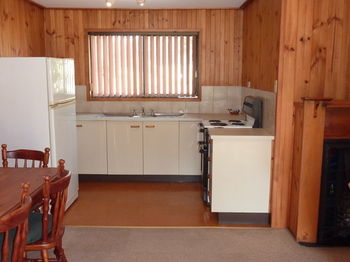 Hunter Hideaway Cottages - Accommodation Mermaid Beach 7
