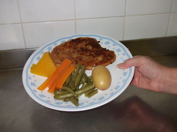 Hilldrop Motor Inn - Accommodation Mermaid Beach 14