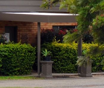 Hilldrop Motor Inn - Accommodation Mermaid Beach 17