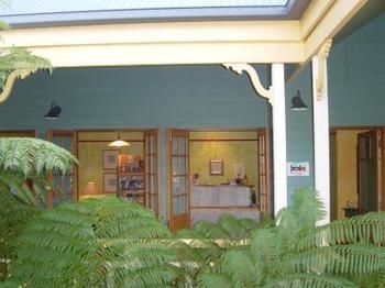 The Spotted Chook - Accommodation Mermaid Beach 1