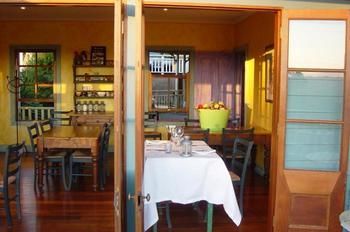 The Spotted Chook - Accommodation Mermaid Beach 3