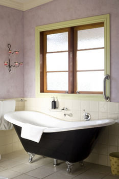 The Spotted Chook - Accommodation Mermaid Beach 11