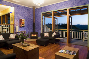 The Spotted Chook - Accommodation Mermaid Beach 18