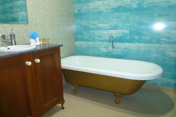 The Retreat At Froog-Moore Park - Accommodation Mermaid Beach 4