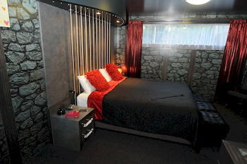 The Retreat At Froog-Moore Park - Accommodation Mermaid Beach 53