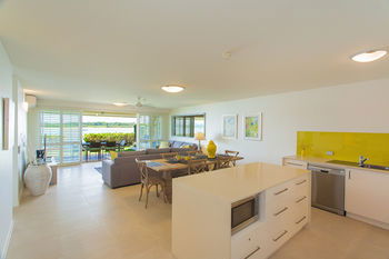 Las Rias - Accommodation Mermaid Beach 2