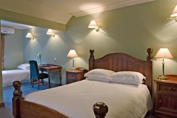 Marybrooke Manor - Accommodation Mermaid Beach 6