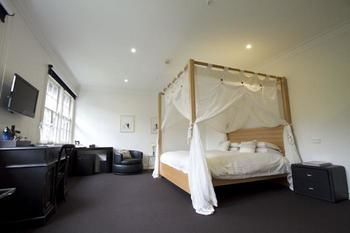 Marybrooke Manor - Accommodation Mermaid Beach 14