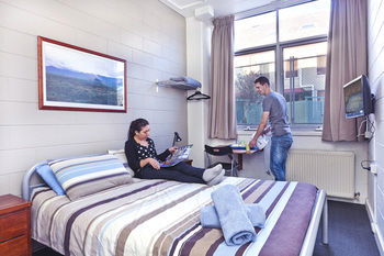 Melbourne Metro YHA - Hostel - Accommodation Mermaid Beach 8