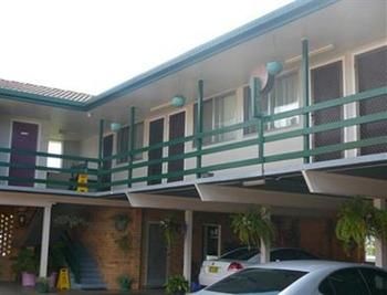Civic Motel - Accommodation Mermaid Beach 1