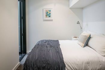 Apartment2c - Highline - Accommodation Mermaid Beach 7
