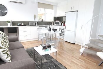 Apartment2c - Soho - Accommodation Mermaid Beach 2