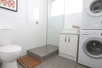 Apartment2c - Soho - Accommodation Mermaid Beach 3