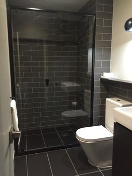 Bayside Towers Serviced Apartments - Accommodation Mermaid Beach 1