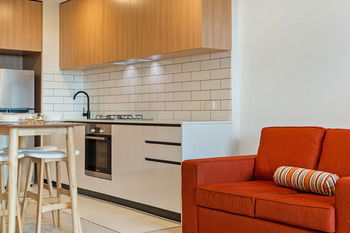 Bayside Towers Serviced Apartments - Accommodation Mermaid Beach 5