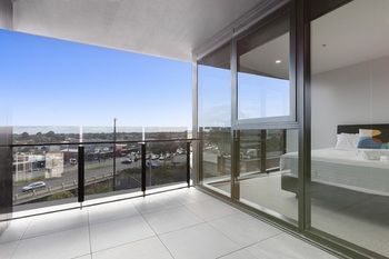 Bayside Towers Serviced Apartments - Accommodation Mermaid Beach 8