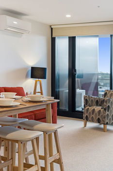 Bayside Towers Serviced Apartments - Accommodation Mermaid Beach 19